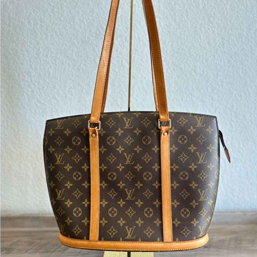 Louis Vuitton Babylone Tote
